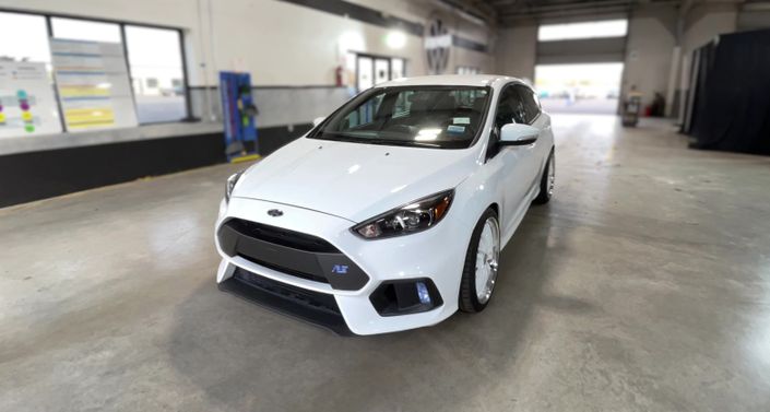 Thumbnail: 2017 Ford Focus - 1