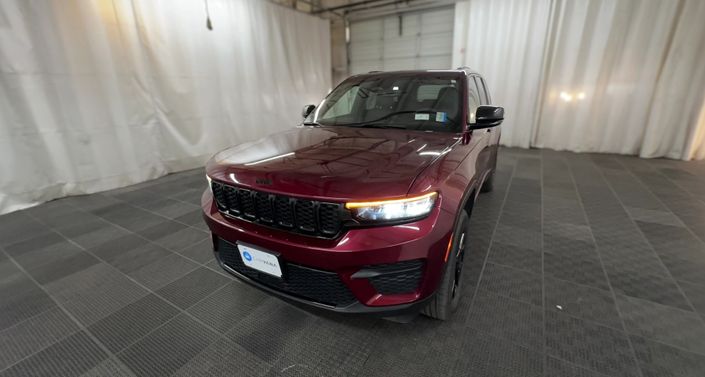 Thumbnail: 2024 Jeep Grand Cherokee - 1