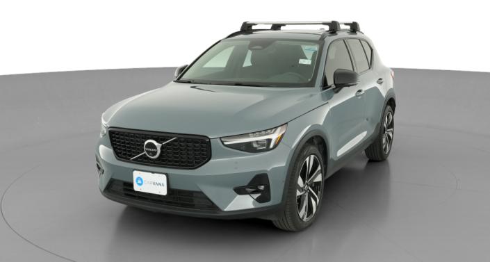 Thumbnail: 2023 Volvo XC40 - 1