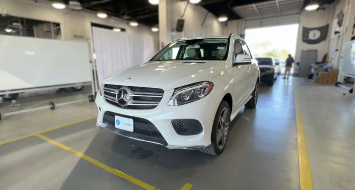 Thumbnail: 2016 Mercedes-Benz GLE - 1