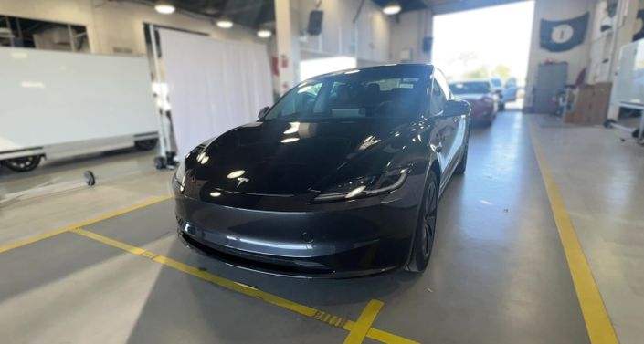 Thumbnail: 2025 Tesla Model 3 - 1