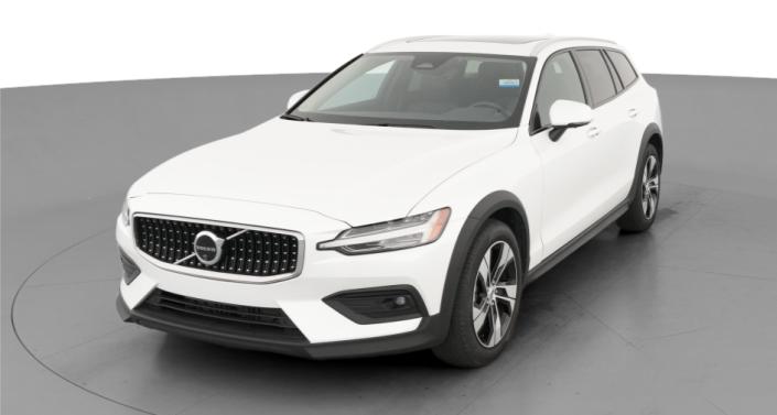Thumbnail: 2025 Volvo V60 - 1