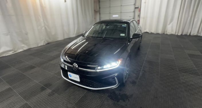 Thumbnail: 2025 Volkswagen Jetta - 1