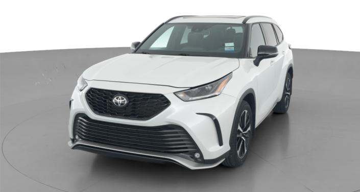 Thumbnail: 2022 Toyota Highlander - 1