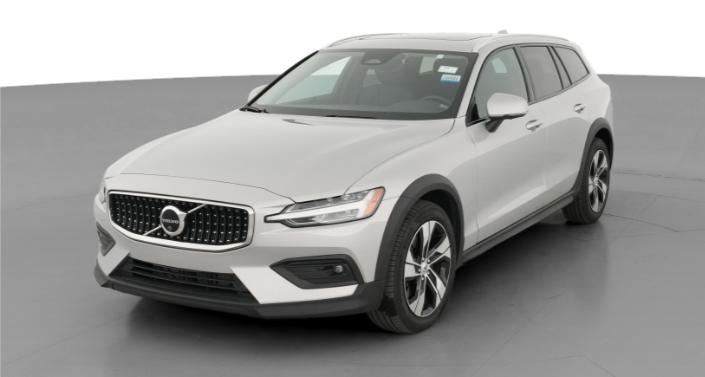 Thumbnail: 2025 Volvo V60 - 1