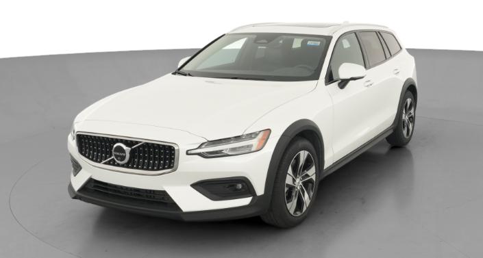 Thumbnail: 2025 Volvo V60 - 1