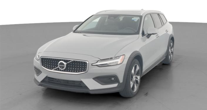Thumbnail: 2025 Volvo V60 - 1