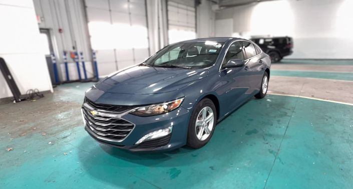Thumbnail: 2024 Chevrolet Malibu - 1