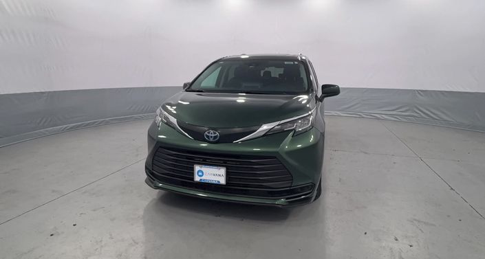 Thumbnail: 2022 Toyota Sienna - 1