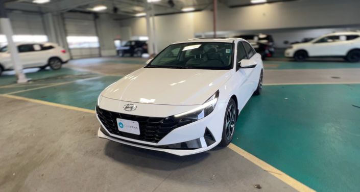 Thumbnail: 2022 Hyundai Elantra - 1