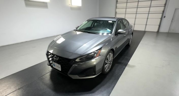 Thumbnail: 2023 Nissan Altima - 1