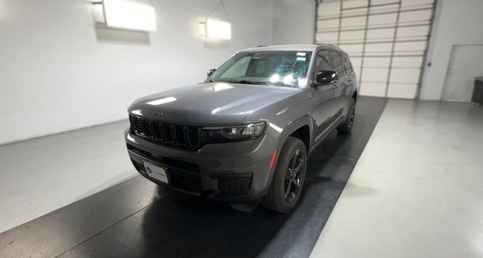 Thumbnail: 2023 Jeep Grand Cherokee L - 1