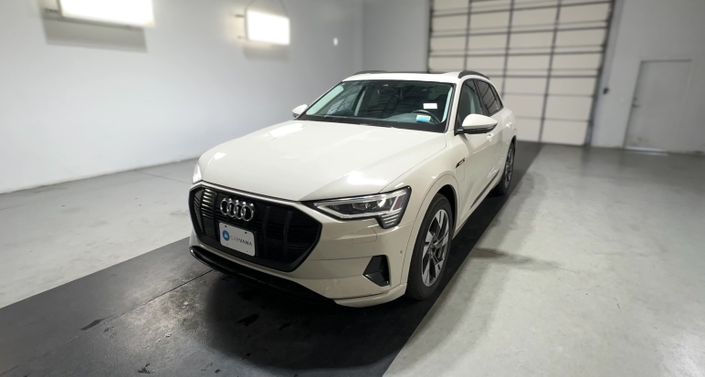 Thumbnail: 2021 Audi e-tron - 1