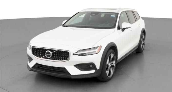 Thumbnail: 2025 Volvo V60 - 1