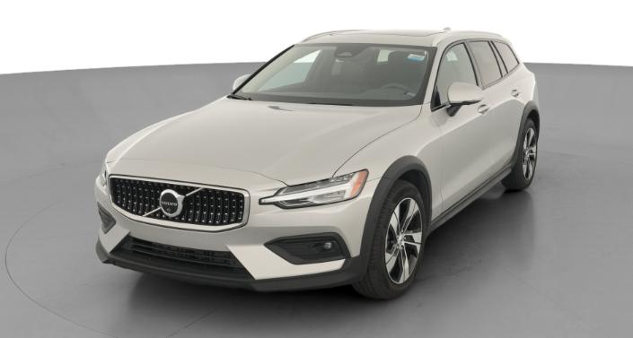 Thumbnail: 2025 Volvo V60 - 1
