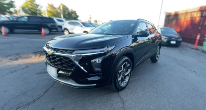 Thumbnail: 2025 Chevrolet Trax - 1