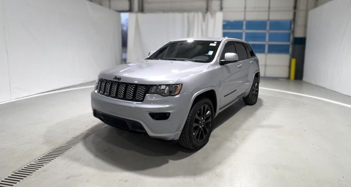 Thumbnail: 2020 Jeep Grand Cherokee - 1