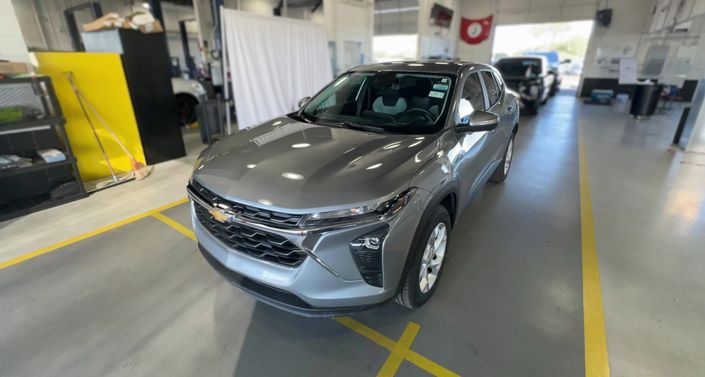 Thumbnail: 2024 Chevrolet Trax - 1