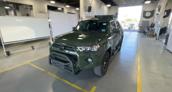 Thumbnail: 2022 Toyota 4Runner - 1