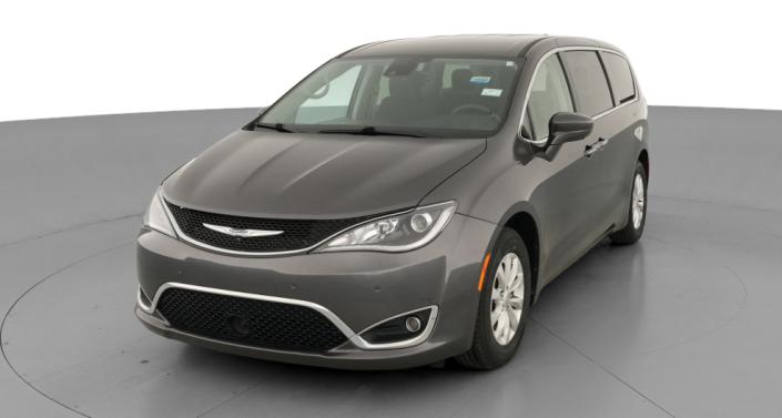 Thumbnail: 2019 Chrysler Pacifica - 1