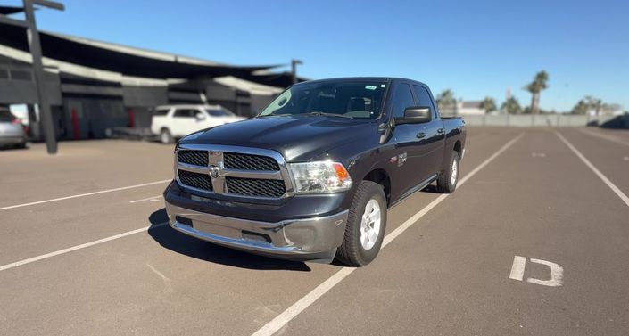 Thumbnail: 2019 RAM 1500 Classic - 1