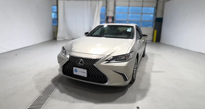 Thumbnail: 2019 Lexus ES - 1