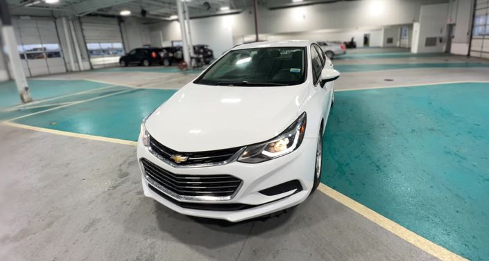 Thumbnail: 2018 Chevrolet Cruze - 1