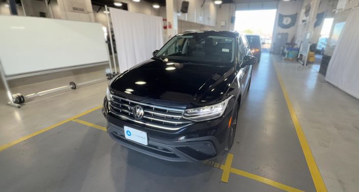 Thumbnail: 2024 Volkswagen Tiguan - 1