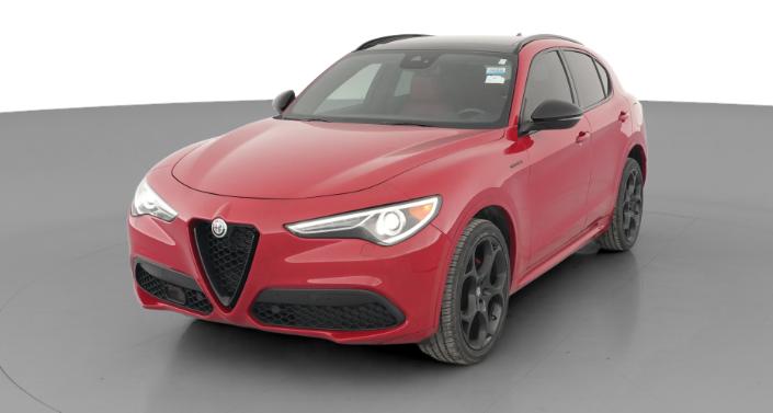Thumbnail: 2022 Alfa Romeo Stelvio - 1