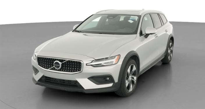Thumbnail: 2025 Volvo V60 - 1