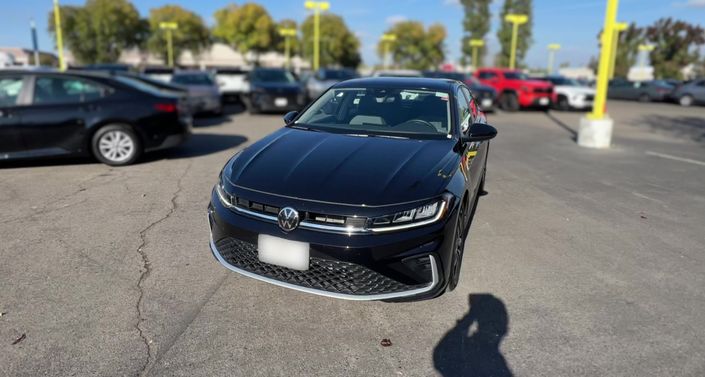 Thumbnail: 2025 Volkswagen Jetta - 1