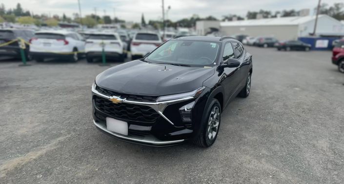 Thumbnail: 2025 Chevrolet Trax - 1