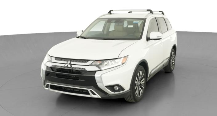Thumbnail: 2020 Mitsubishi Outlander - 1
