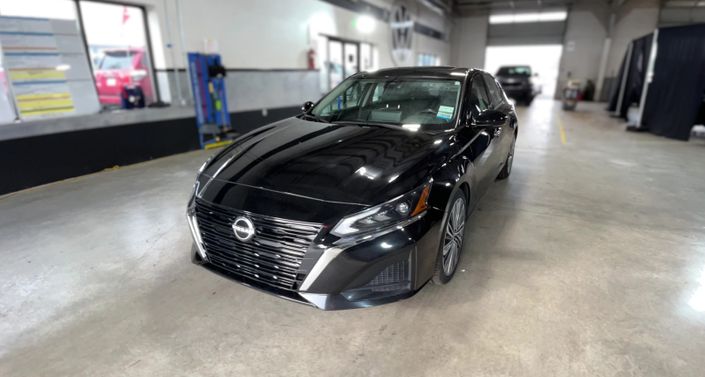 Thumbnail: 2023 Nissan Altima - 1