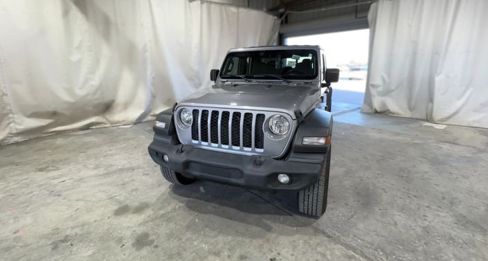 Thumbnail: 2020 Jeep Gladiator - 1