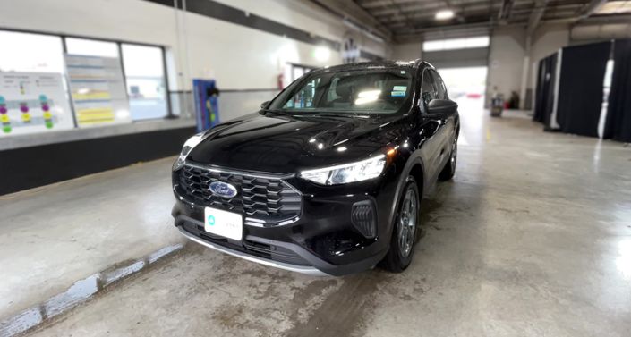 Thumbnail: 2025 Ford Escape - 1