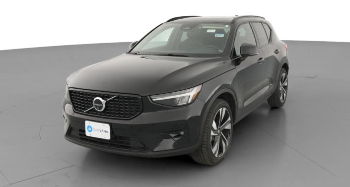 Thumbnail: 2025 Volvo XC40 - 1