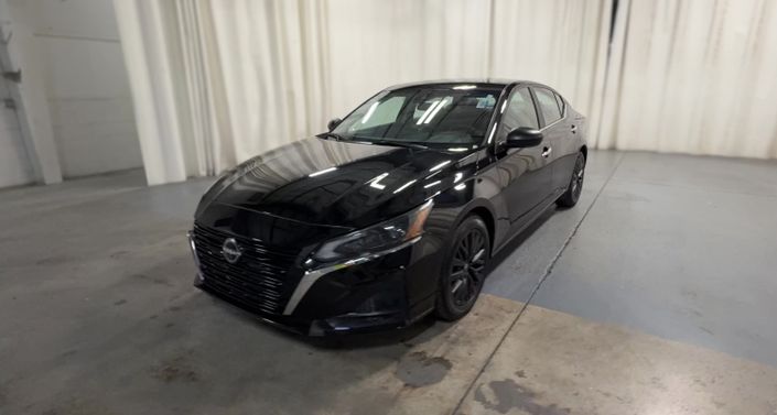 Thumbnail: 2024 Nissan Altima - 1
