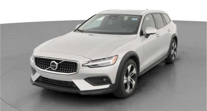 Thumbnail: 2025 Volvo V60 - 1