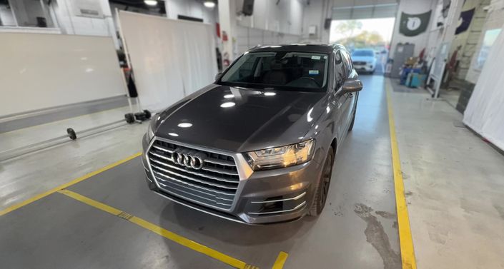 Thumbnail: 2019 Audi Q7 - 1
