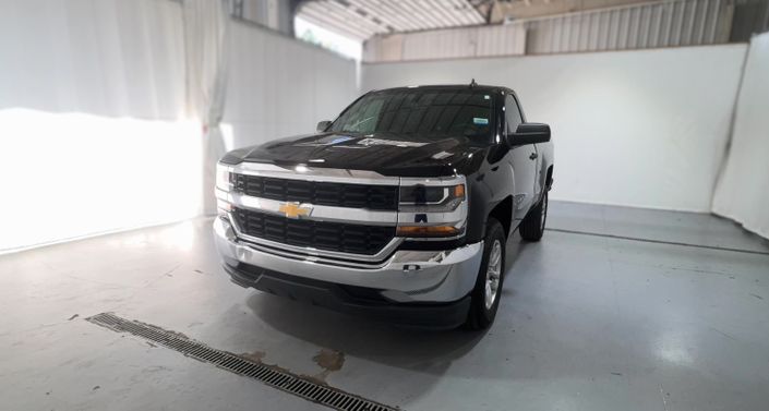 Thumbnail: 2017 Chevrolet Silverado 1500 - 1