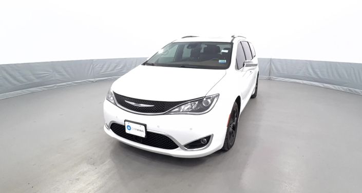 Thumbnail: 2018 Chrysler Pacifica - 1