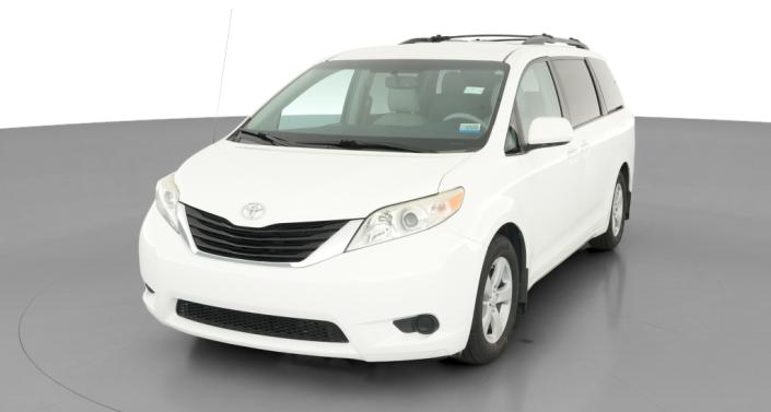 Thumbnail: 2011 Toyota Sienna - 1