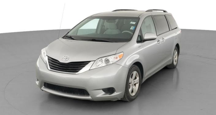 Thumbnail: 2011 Toyota Sienna - 1