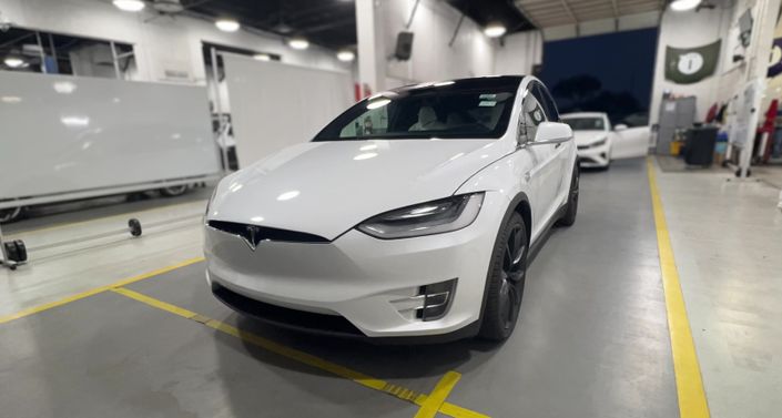 Thumbnail: 2021 Tesla Model X - 1