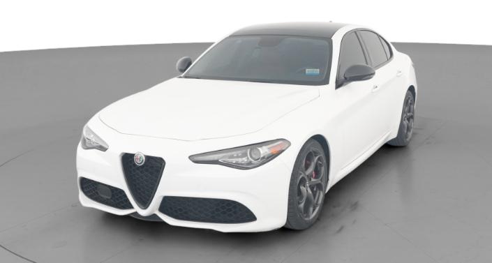 Thumbnail: 2019 Alfa Romeo Giulia - 1