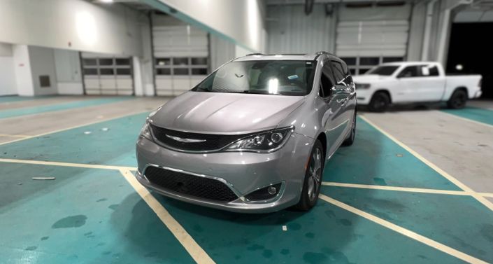 Thumbnail: 2017 Chrysler Pacifica - 1