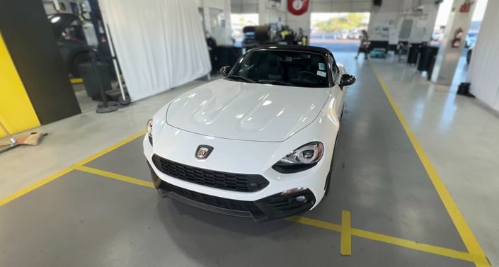 Thumbnail: 2020 Fiat 124 Spider - 1