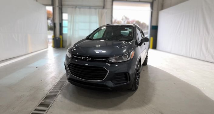 Thumbnail: 2022 Chevrolet Trax - 1