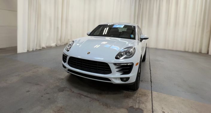 Thumbnail: 2017 Porsche Macan - 1